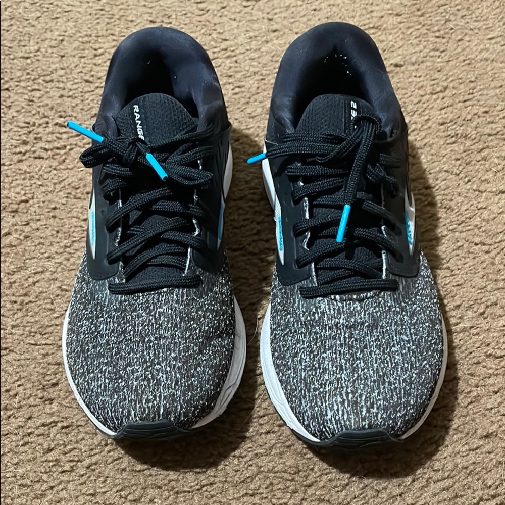 Brooks Range 2 Black and Gray Running Shoes